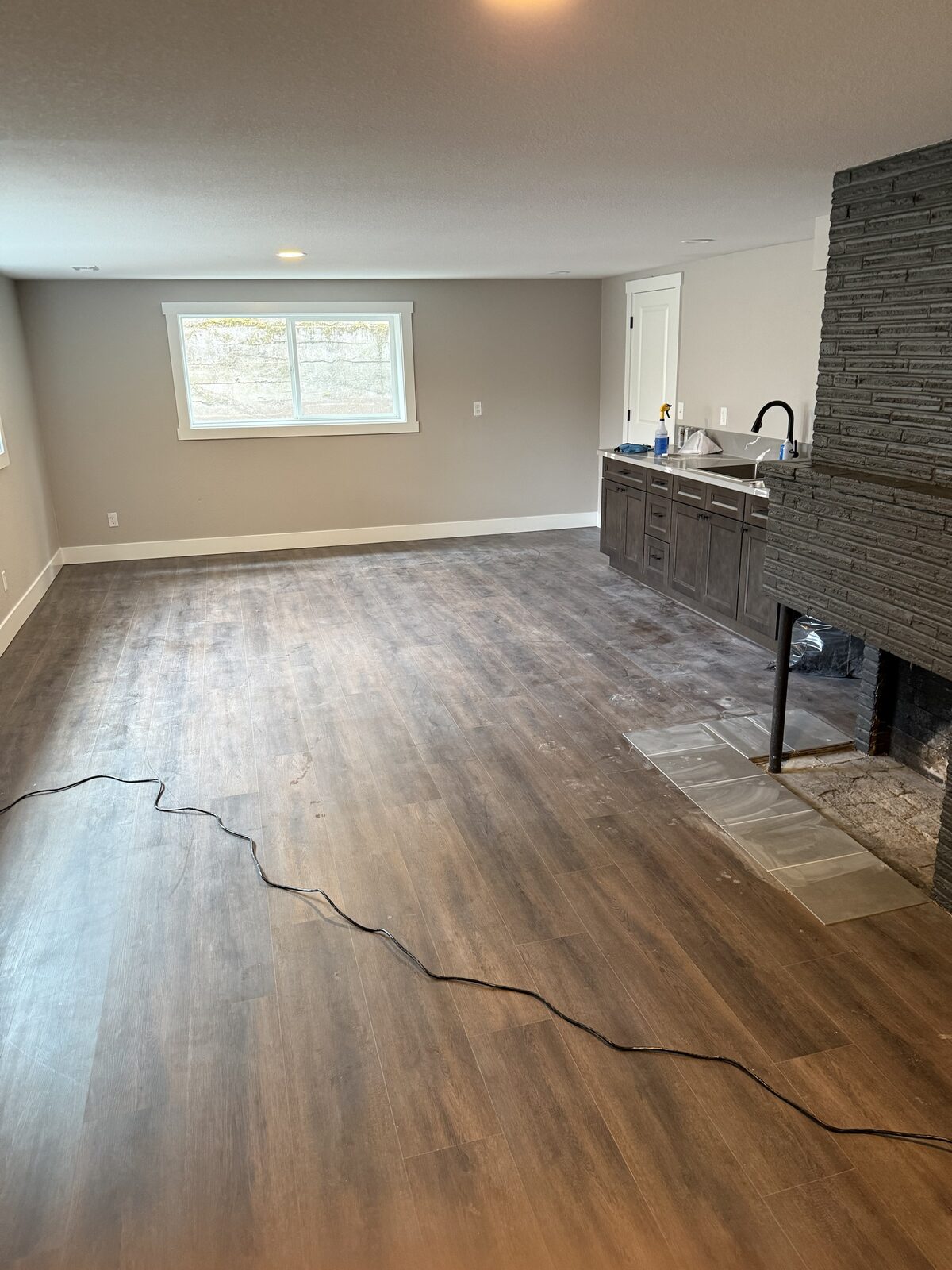 Living room before post-construction cleaning